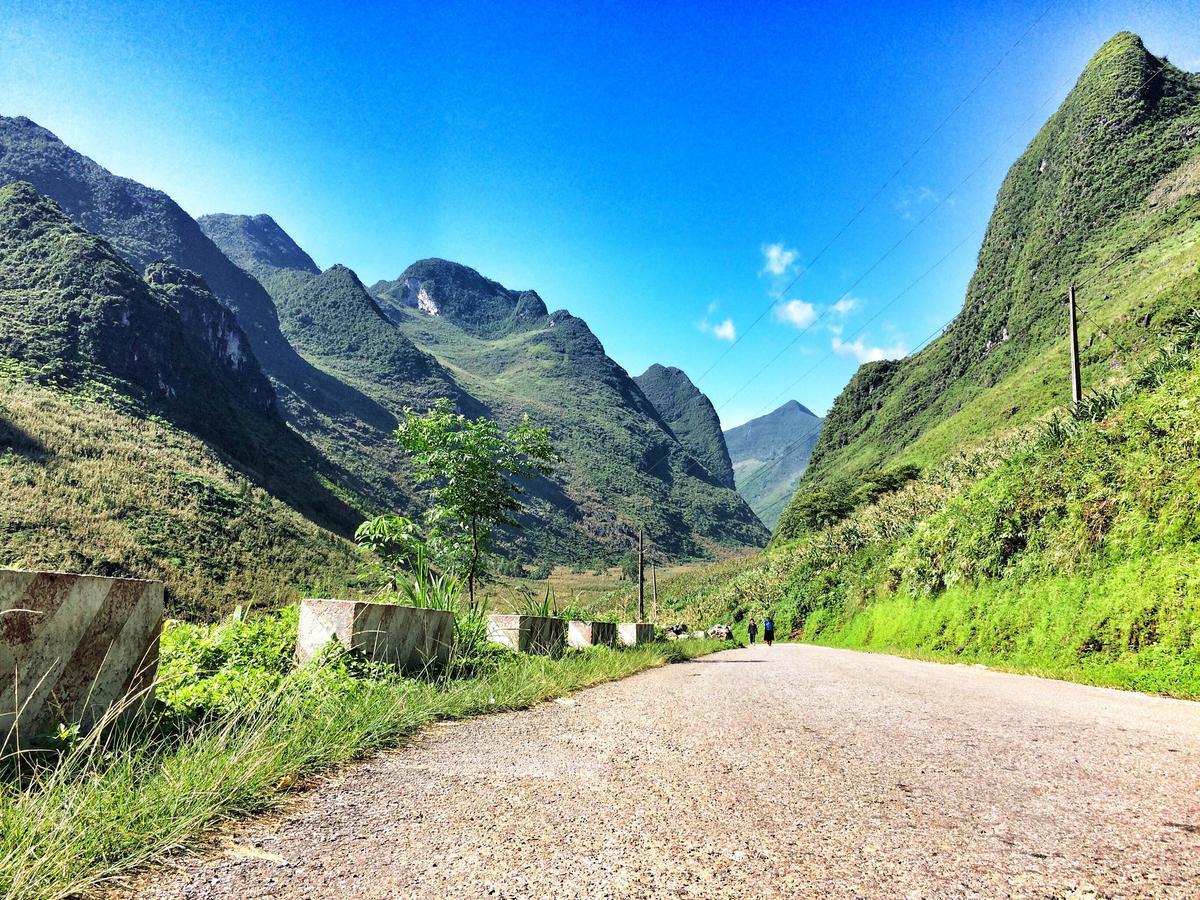 10Am Hostel Ha Giang Exteriör bild